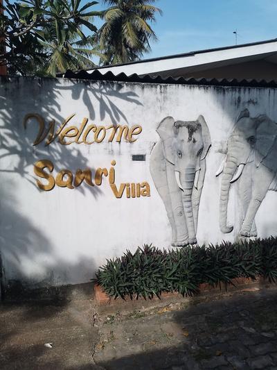 Sanri villa Katunayaka