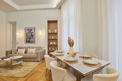 Saint Honore Luxury Apartment With AC
