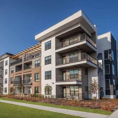 Cozysuites Spacious 2BR Next to Whole Foods, Photo 2