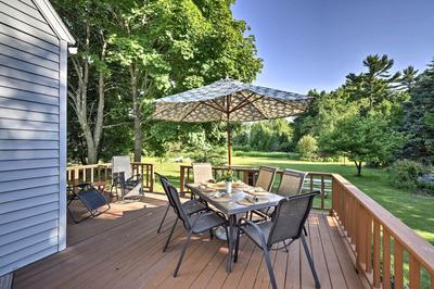 Family-friendly Fish Creek 'cape House' w/ Deck!