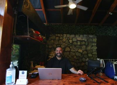 Jungle's Edge: Jiu-Jitsu, Muay Thai & Yoga Retreats