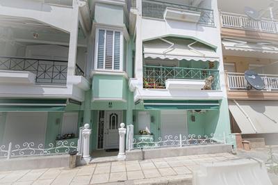 Floral Apartment by Travel Pro Sevices