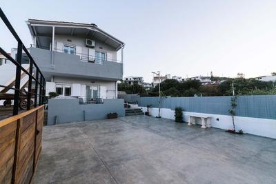 ---Ammira Mare--House near sea with pool