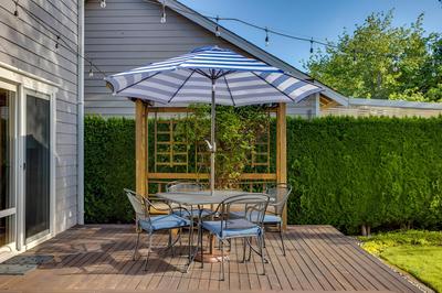 Tacoma Home w/ Garden + Pond ~ 3 Mi to Beach!