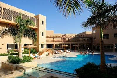 The Breakers Diving & Surfing Lodge
