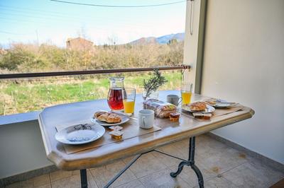 Jokos House in Roda With 2 Bedrooms and 2 Bathrooms