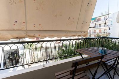 Mon4 Dreamstays Under Parthenon s Shadow