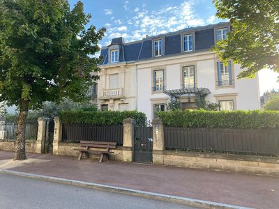 Charming Appartement With Roof Terrace in Vittel