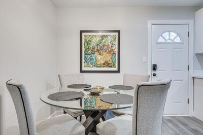 Lovely Brenham Home - Walk to Blinn & Downtown!
