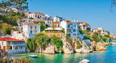 Gruccio Red Studio - A Sunny Skiathos Gem