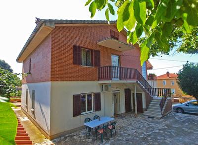 Apartment 1157