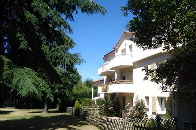 Chambre d'hôtes Les Cottages de Sainte Emilie,hôte privé