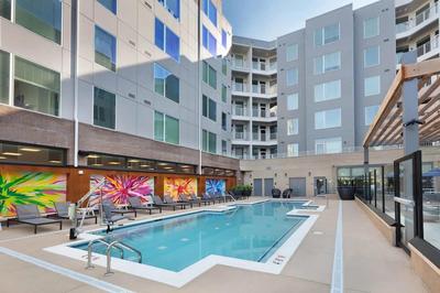 Luxury Living City Views DC