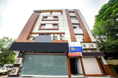 Fabhotel Dream Inn