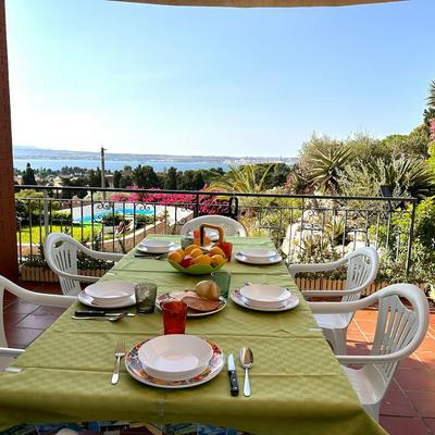 Rock Garden Villa in Isola