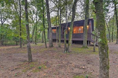 Hochatown Hideaway w/ Hot Tub, Grill & Fire Pit!