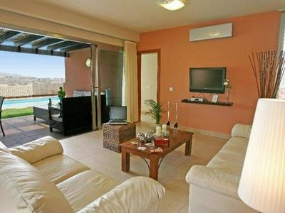 Holiday House for 4 Persons, With Swimming Pool
