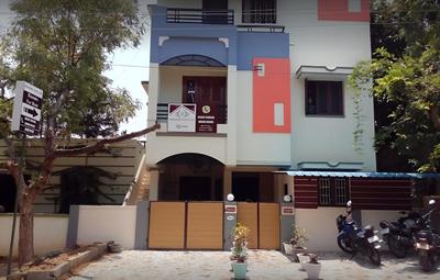 Hotel Barnabas Homestay