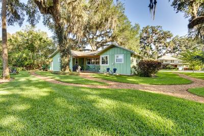 Walk to Lakes! Tropical Escape in Mount Dora