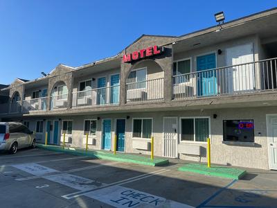 Arlo Motel main