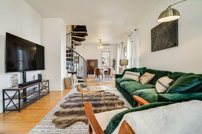 Saint Paul Vacation Rental Near Shopping & Dining!
