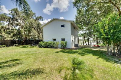 Lakefront Retreat w/ Kayaks & Fire Pit in Clermont