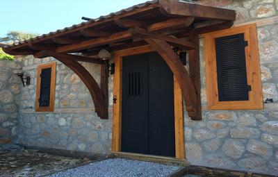 Prima Donna - Adults Only