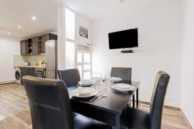 Urban Refuge in the Heart of the Marsh 1bdr / 3P