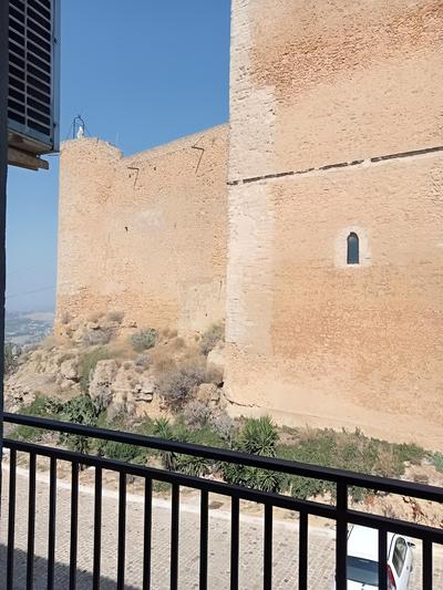 Naro