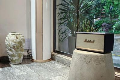 Castle peak yard Inn Guilin