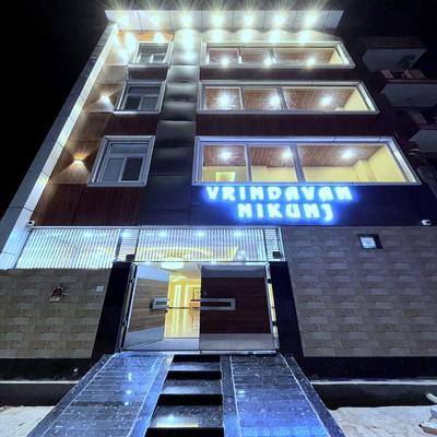 Hotel Vrinda Niddhivan- near Prem mandir