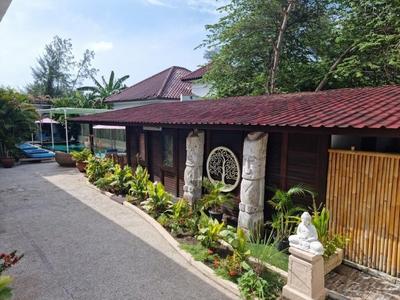 Kura Kura Beach Resort