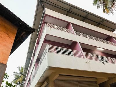 OYO 23999 Samruddhi Lodge