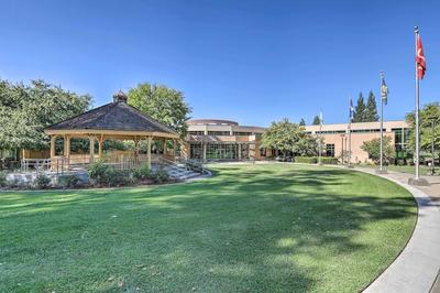 Boho-chic Folsom Retreat: Walkable Location!