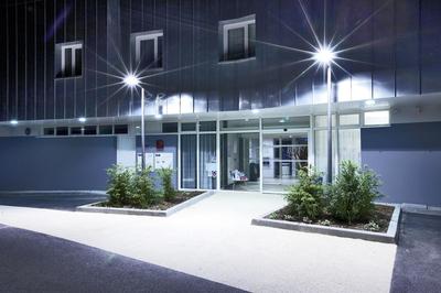 Kyriad Prestige Vannes Centre - Palais Des Arts