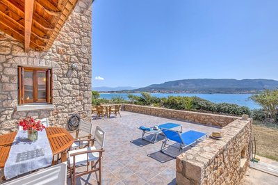 Sea Front Stone Villa Near Monemvasia