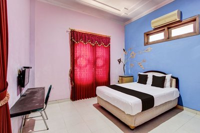 Hotel O Solo near RS JIH Solo formerly Azifa Inn