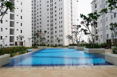 Comfort And Nice 2Br At Bassura City Apartment