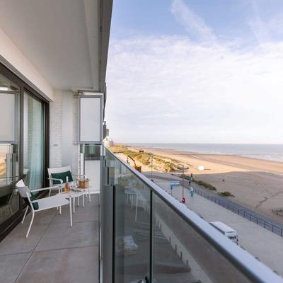 Cosy Apartment With Terrace Overlooking the sea, Foto 2