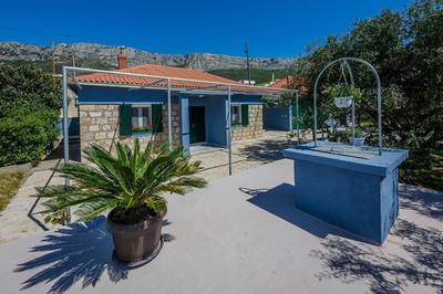 Luxury Private Villa Complex With Pool and Jacuzzi