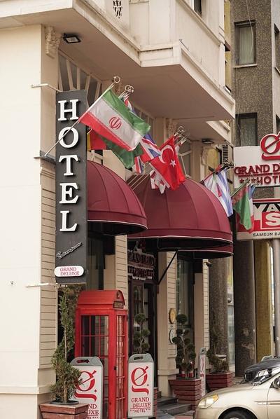 GRAND DELUXE HOTEL
