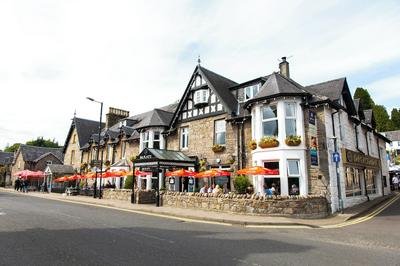 McKays Hotel Bar & Restaurant