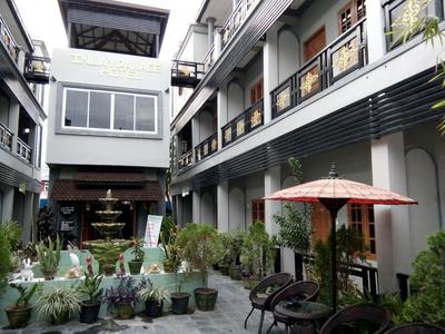 Inlay Palace Hotel