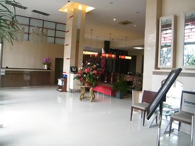 Scarlet Dago Hotel