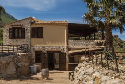 Cantina Vito 2 km From the Zingaro Reserve