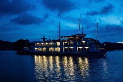 Pelican Halong Cruise