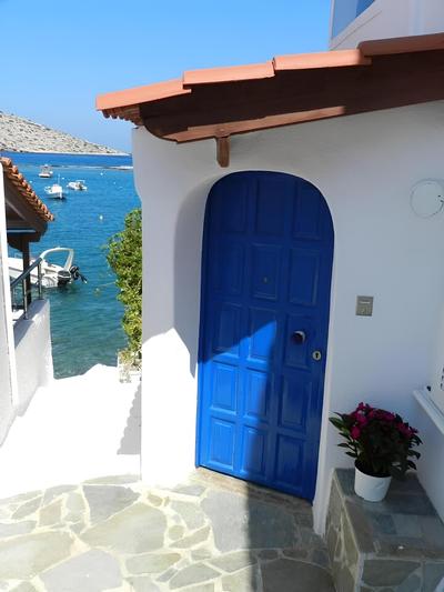 Remarkable 3double-bed House in Daskalio