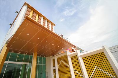 Convenient Grand Hotel