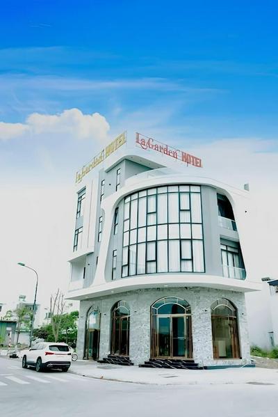 La Garden Hotel Van Don by Bayluxury