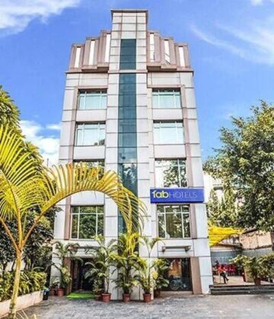 FabHotel Prime Rapid Lakme Executive